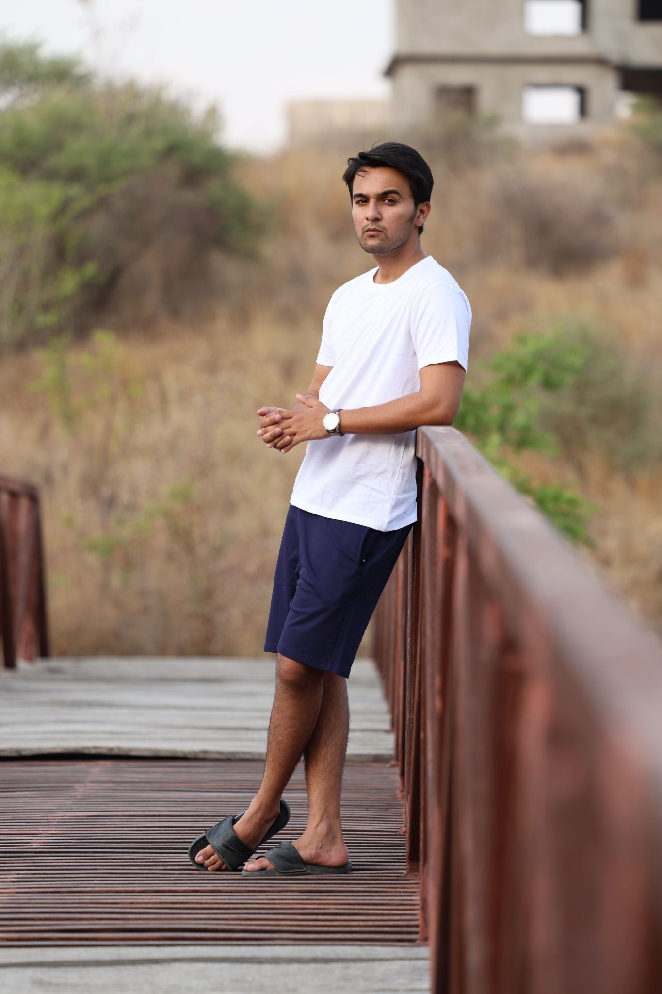 Men's White Elegance Plain T-shirt 007