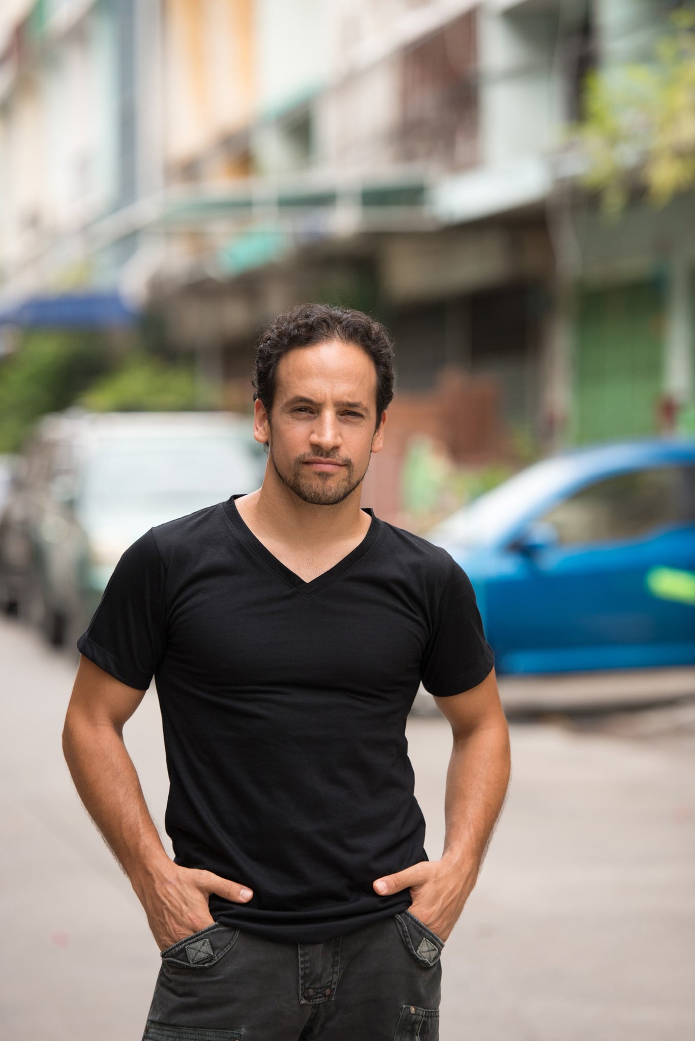 Men's Black Panther V Neck T-shirt 002