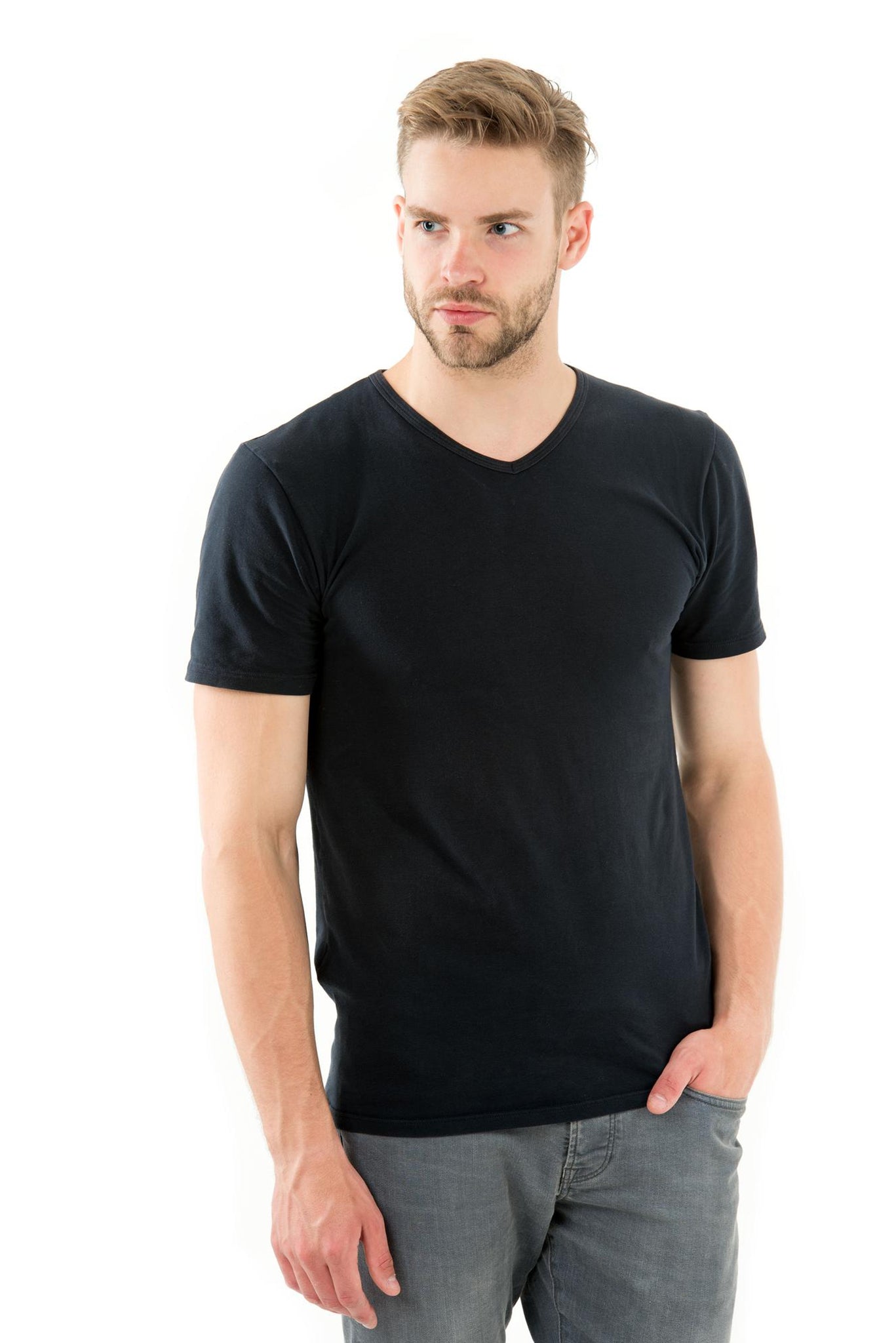 Men's Black Panther V Neck T-shirt 004