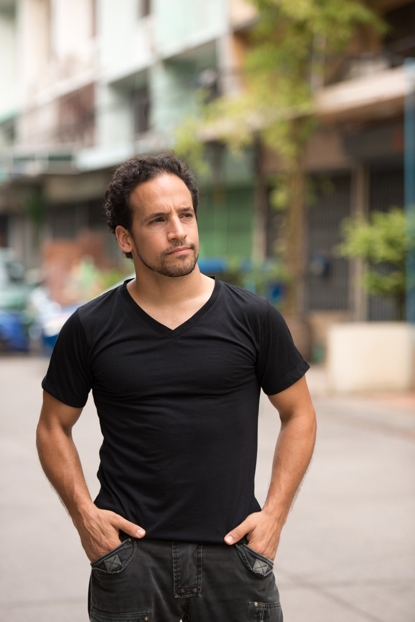 Men's Black Panther V Neck T-shirt 007