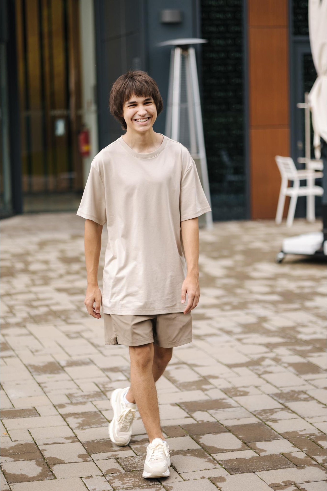 Men's Muddy Taupe Oversized T-shirt 004
