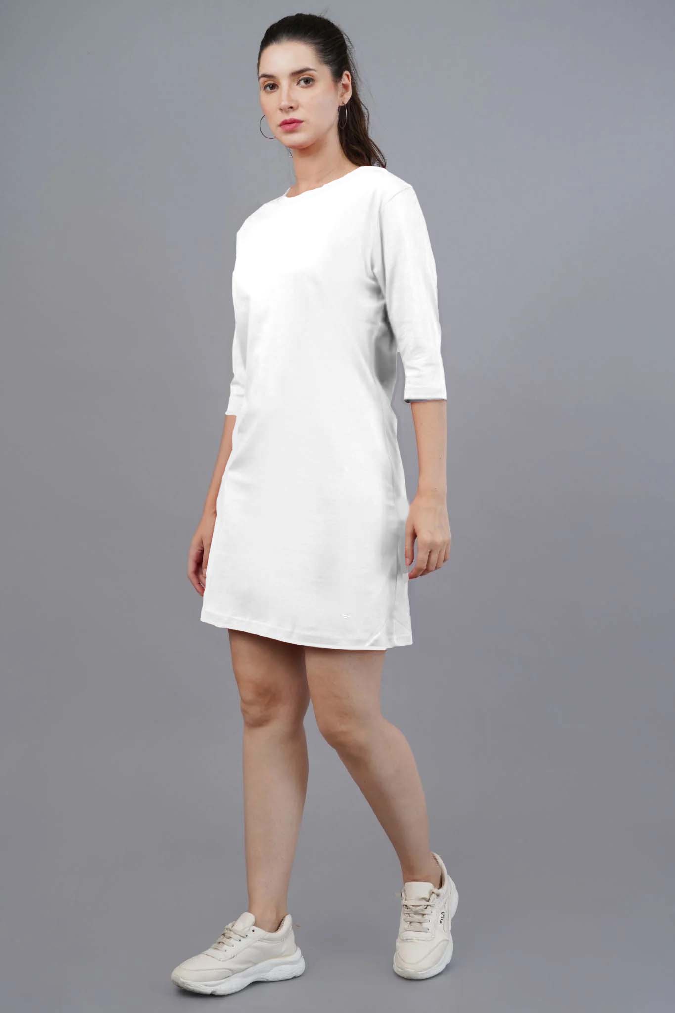 Women's White Elegance Long Top 003