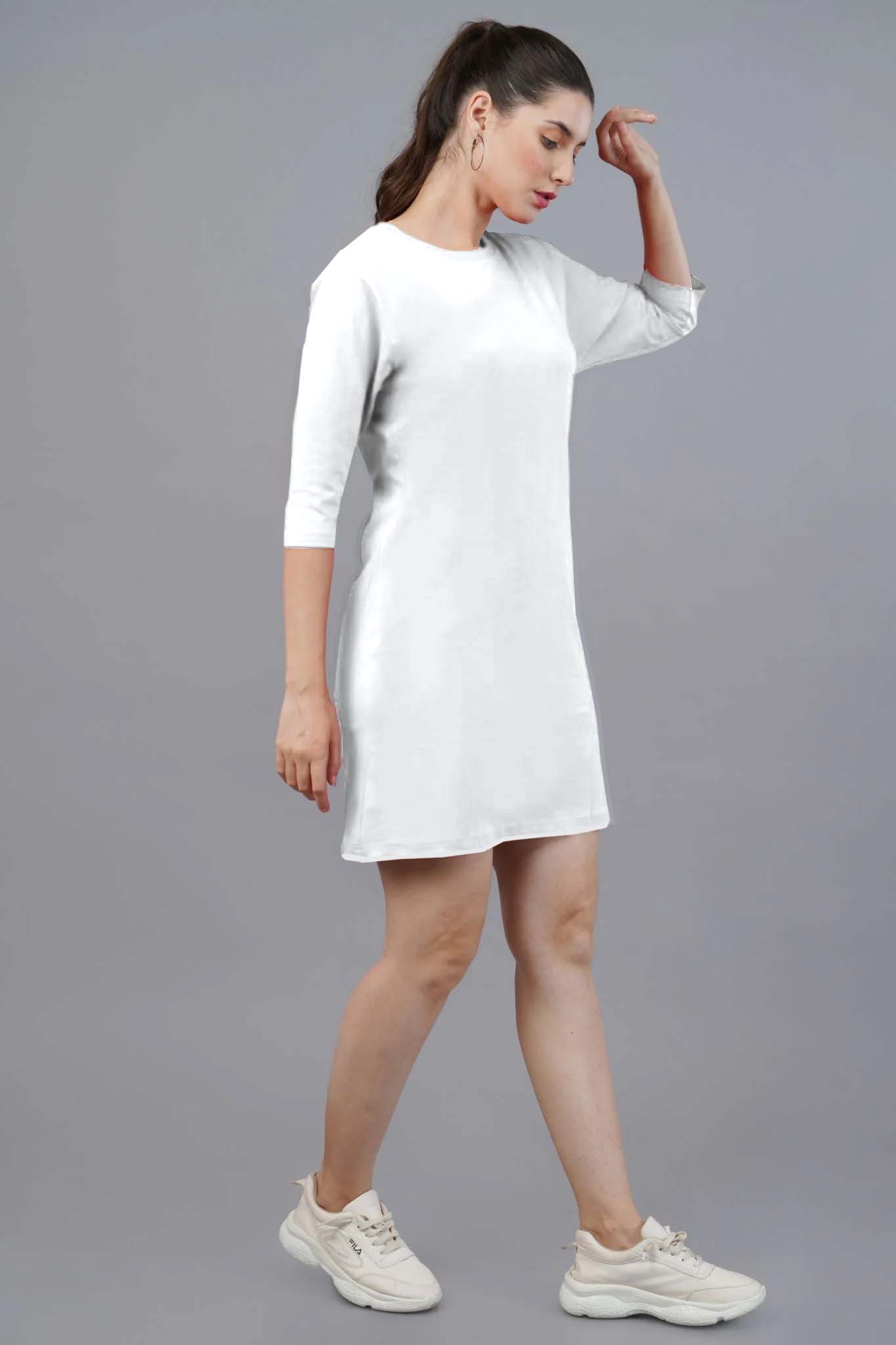 Women's White Elegance Long Top 004