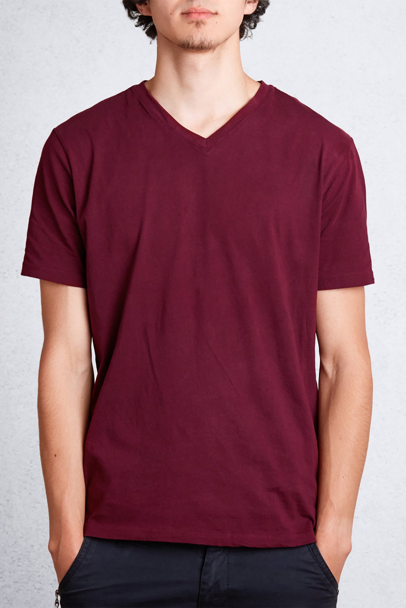 Men's Maroon Wine V Neck T-shirt 001