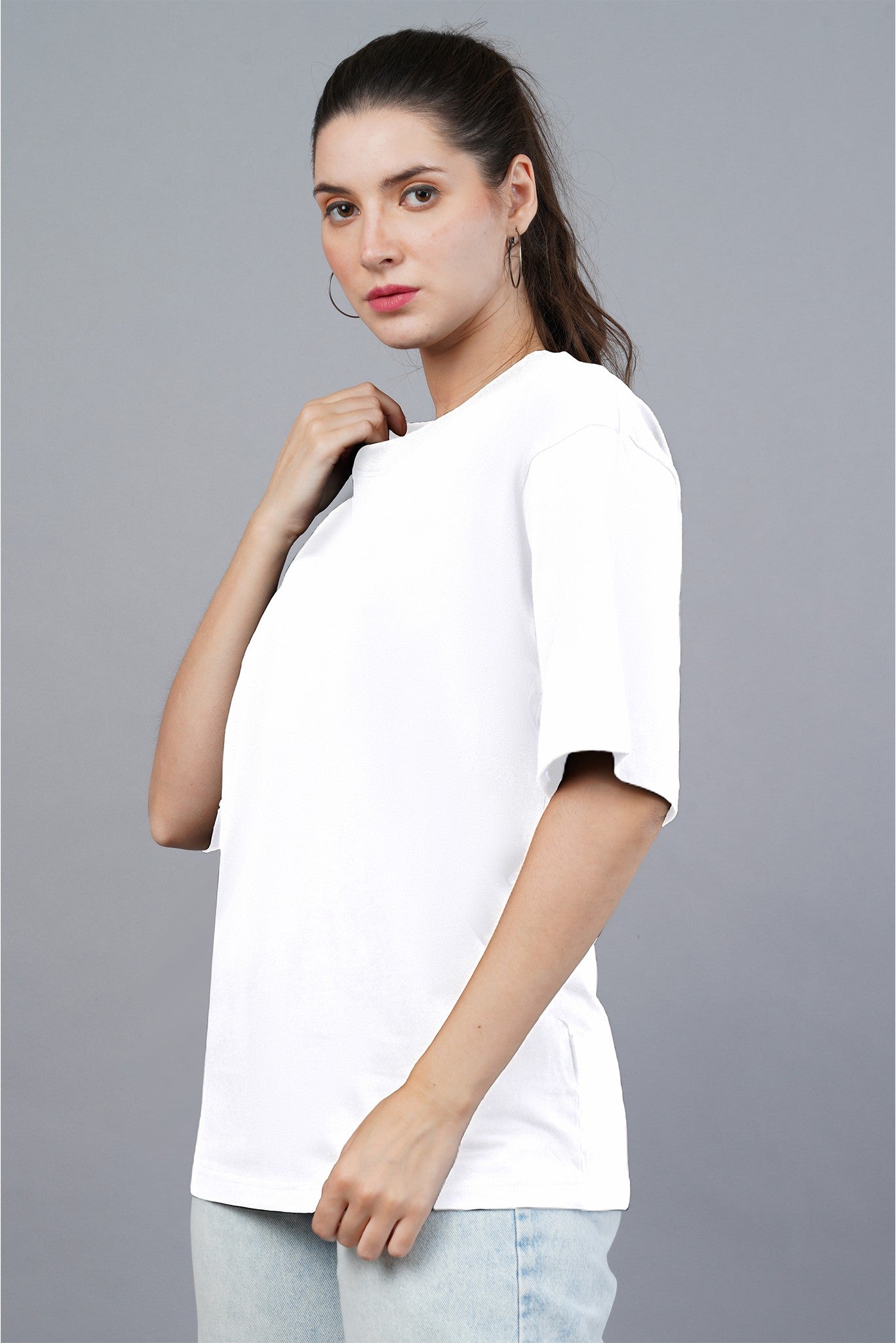 Women's White Elegance Oversized T-shirt 006